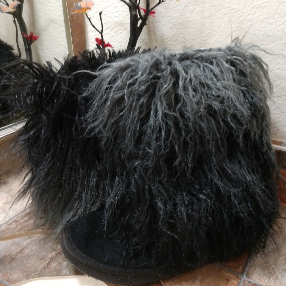 Double Sided Hugs Ombr Fur and sweater Boot Covers